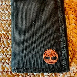 Men’s timberland wallet, green canvas w Velcro NWOT!